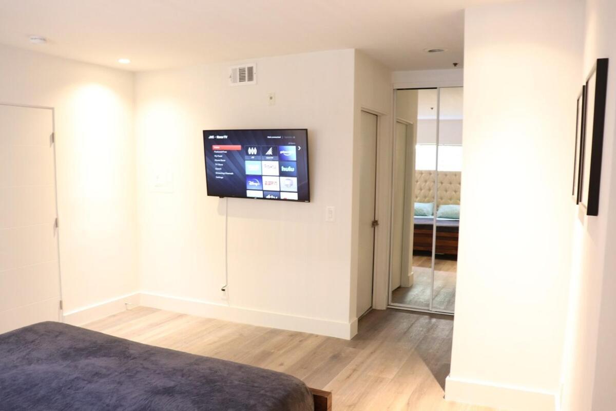 Apartamento West Hollywood 2 Bedroom 2 Bath With Pool Los Ángeles
